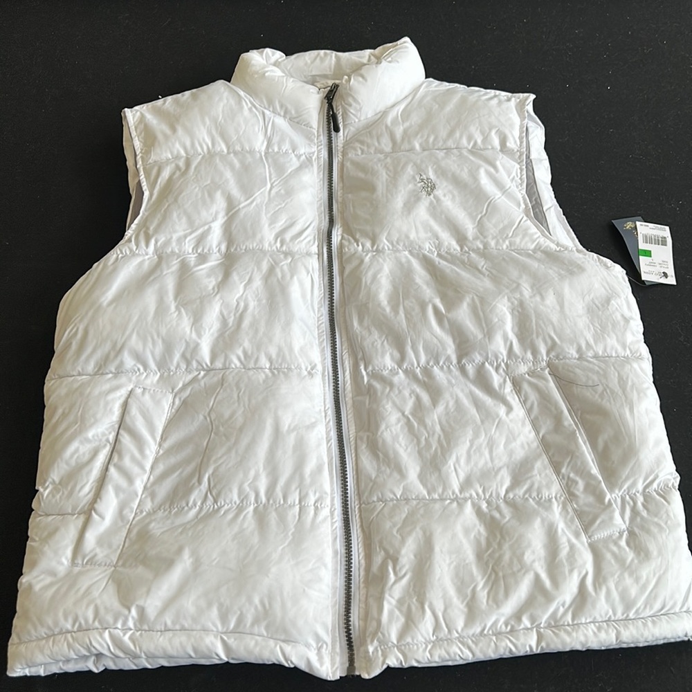 White brand new puffer vest with tags
